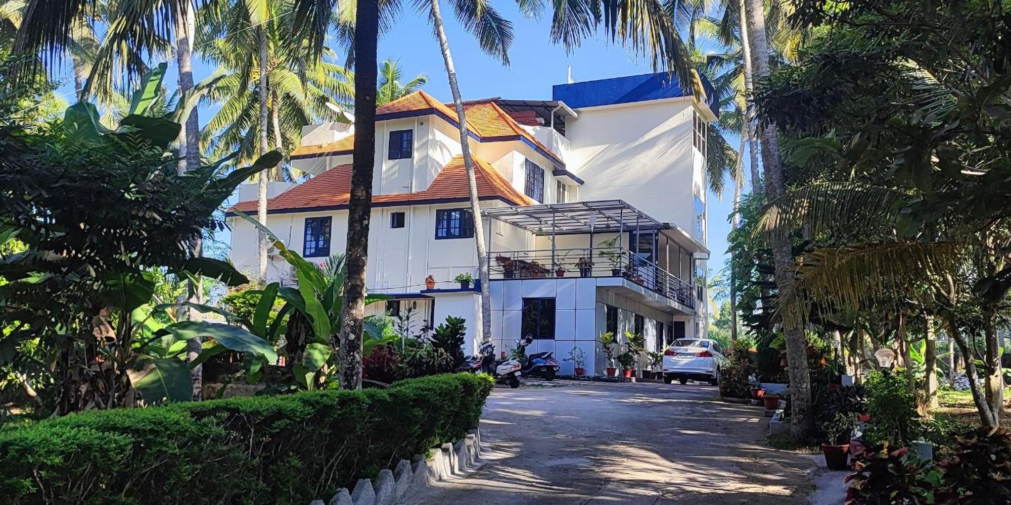 Indeevaram Apartments Kovalam Exterior photo