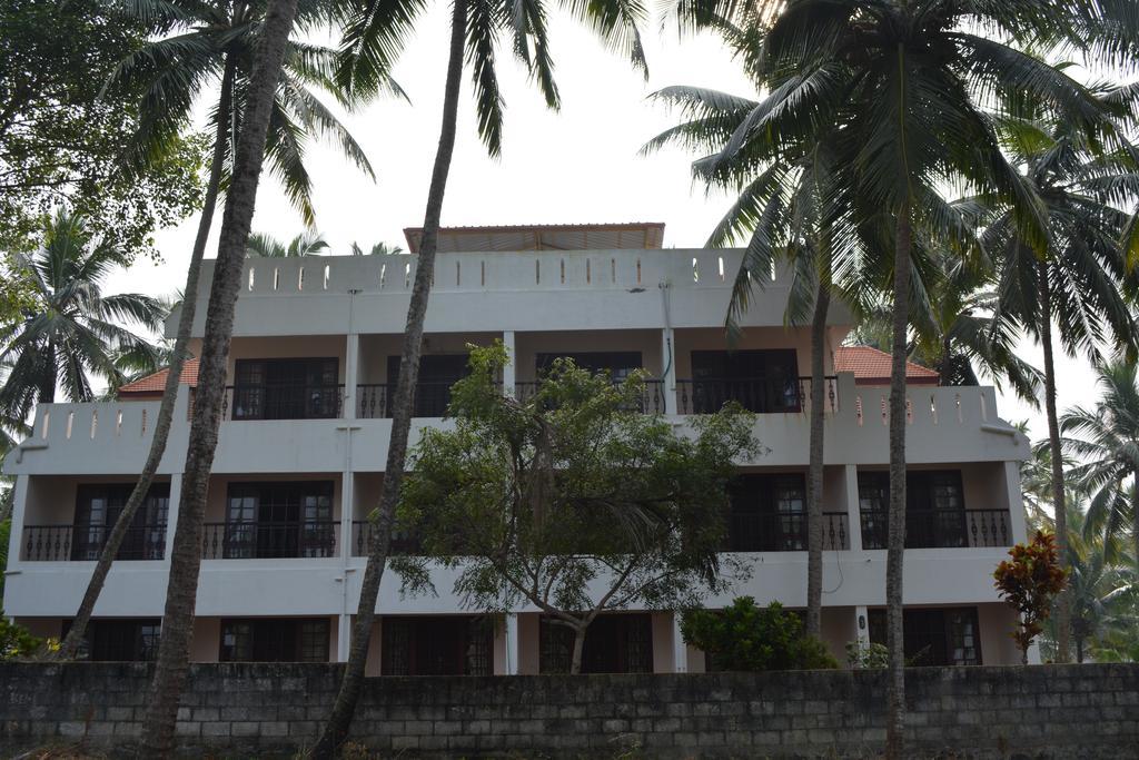 Indeevaram Apartments Kovalam Exterior photo
