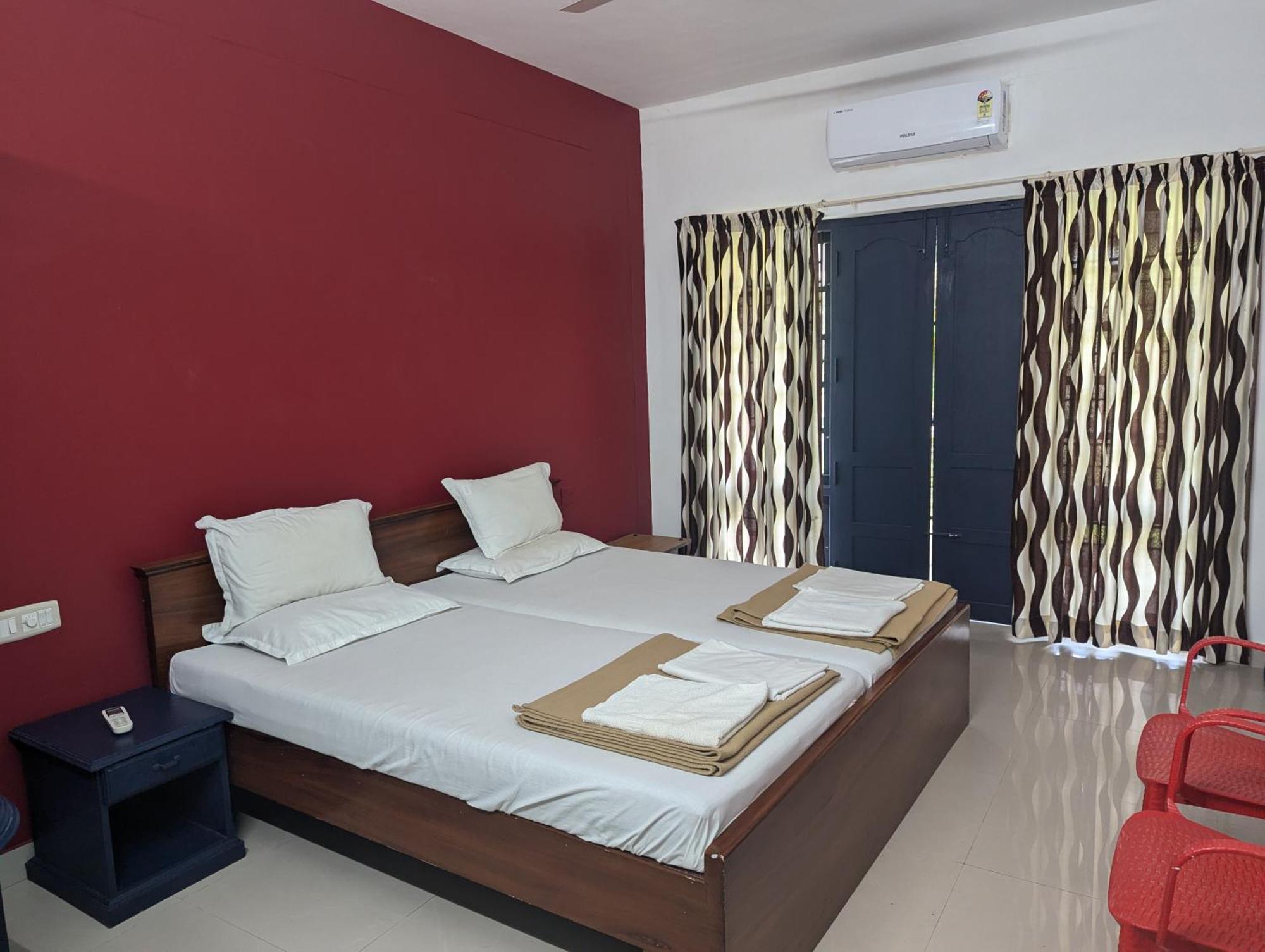 Indeevaram Apartments Kovalam Exterior photo