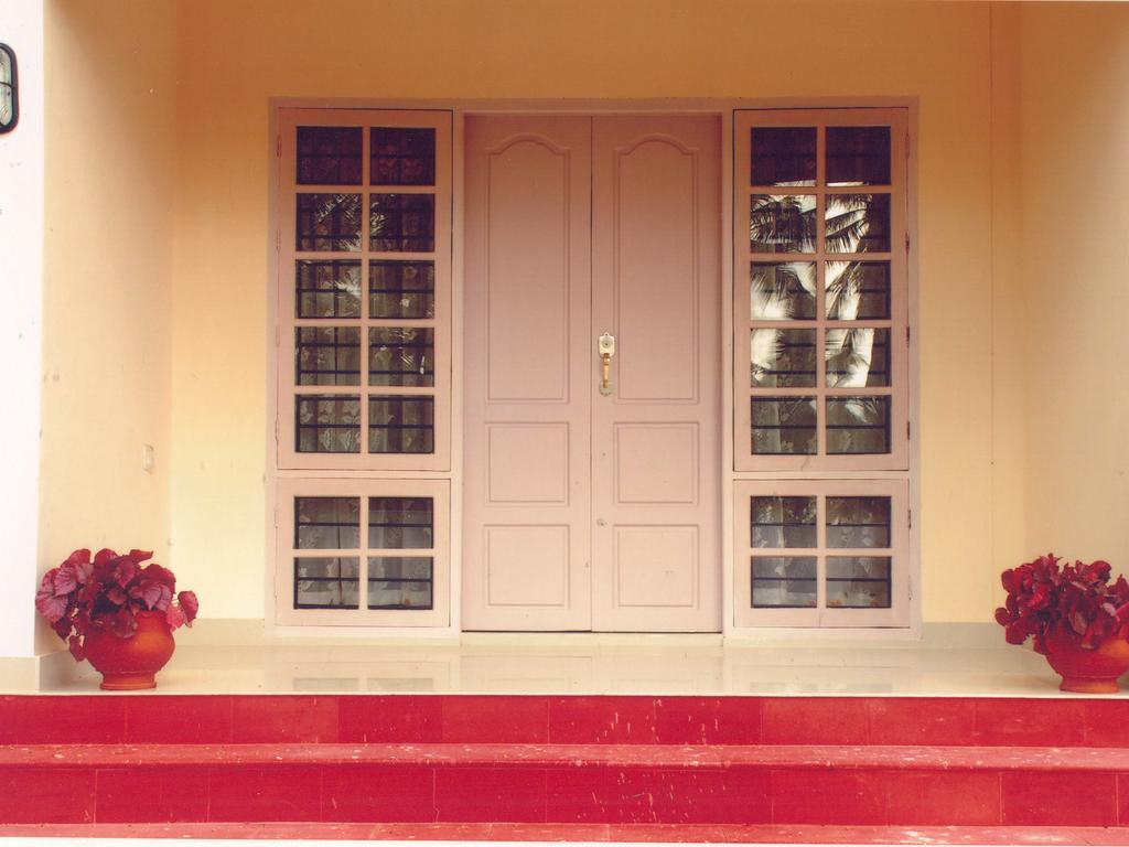 Indeevaram Apartments Kovalam Room photo